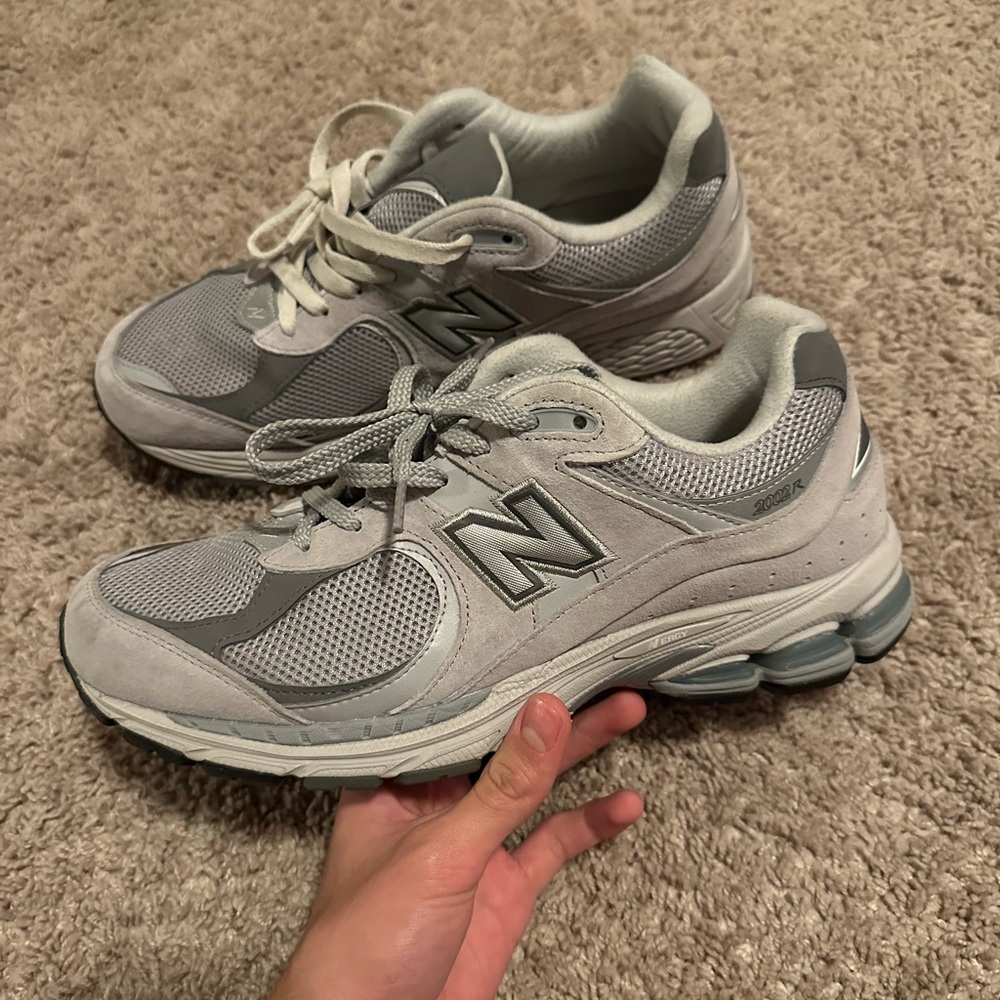 COPY - New Balance 2002R